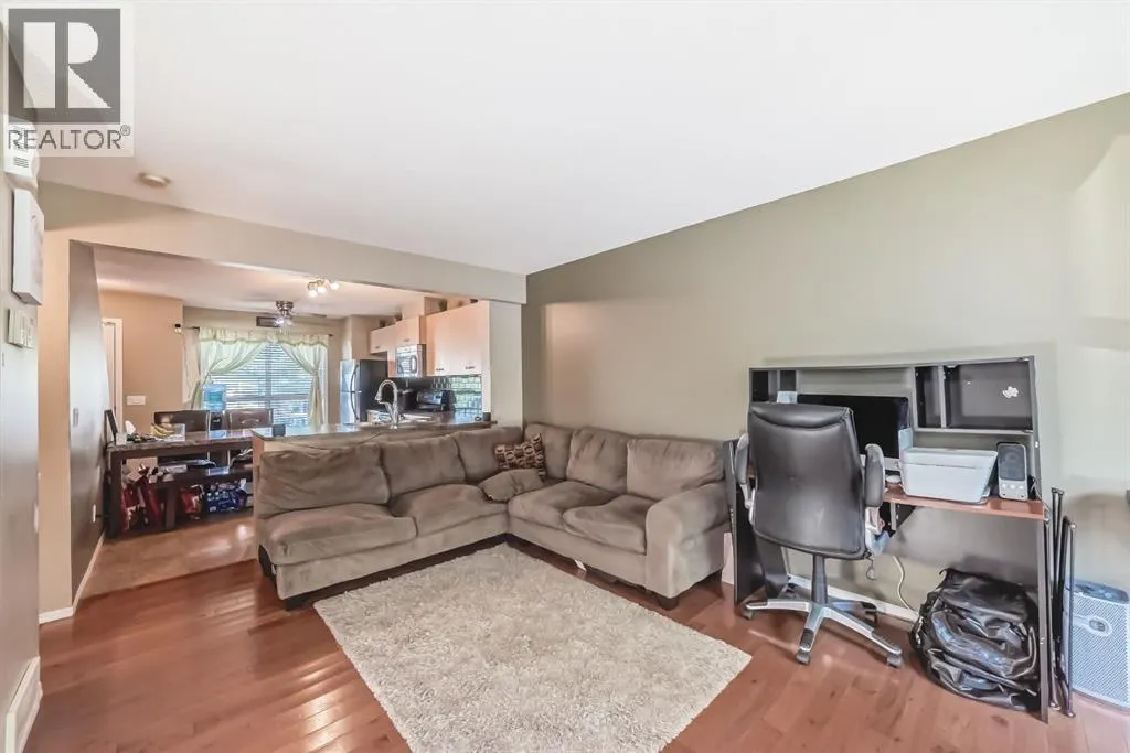 70 Erin Woods Court SE
