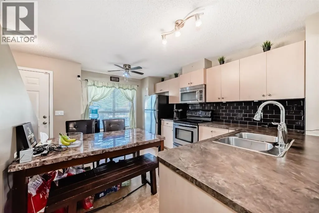 70 Erin Woods Court SE