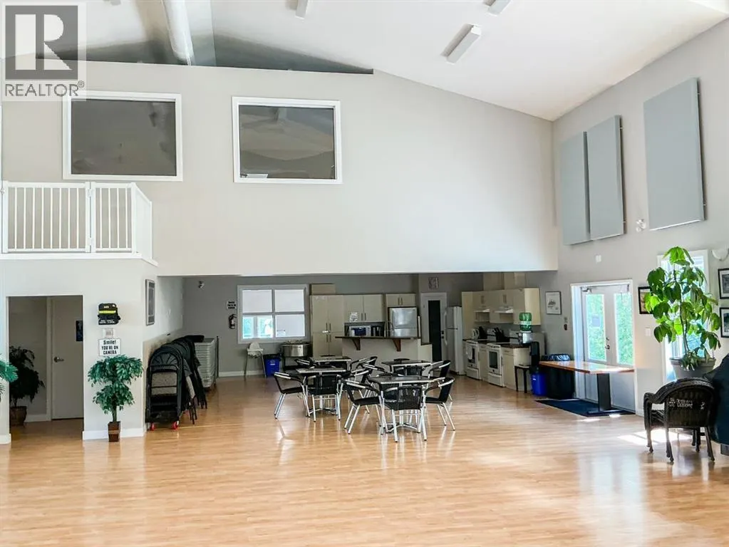 127, 10046 Township Road 422