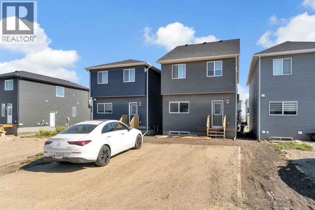 67 Corner Glen Gardens NE