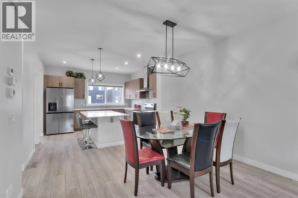 67 Corner Glen Gardens NE