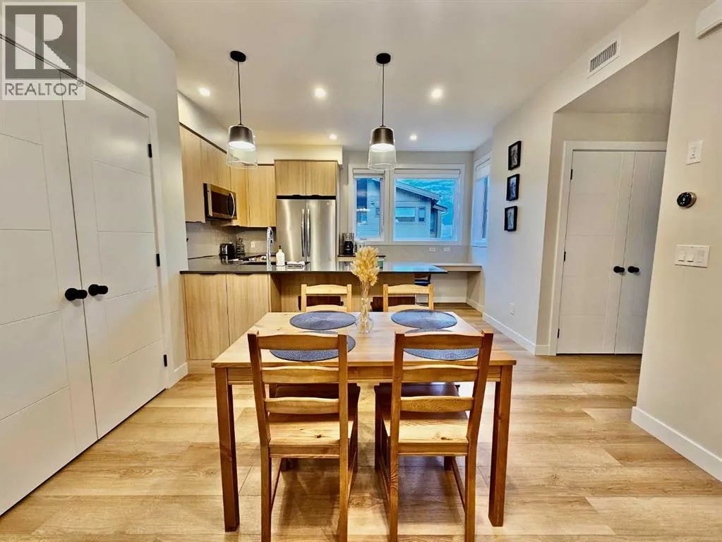 202I, 209 Stewart Creek Rise