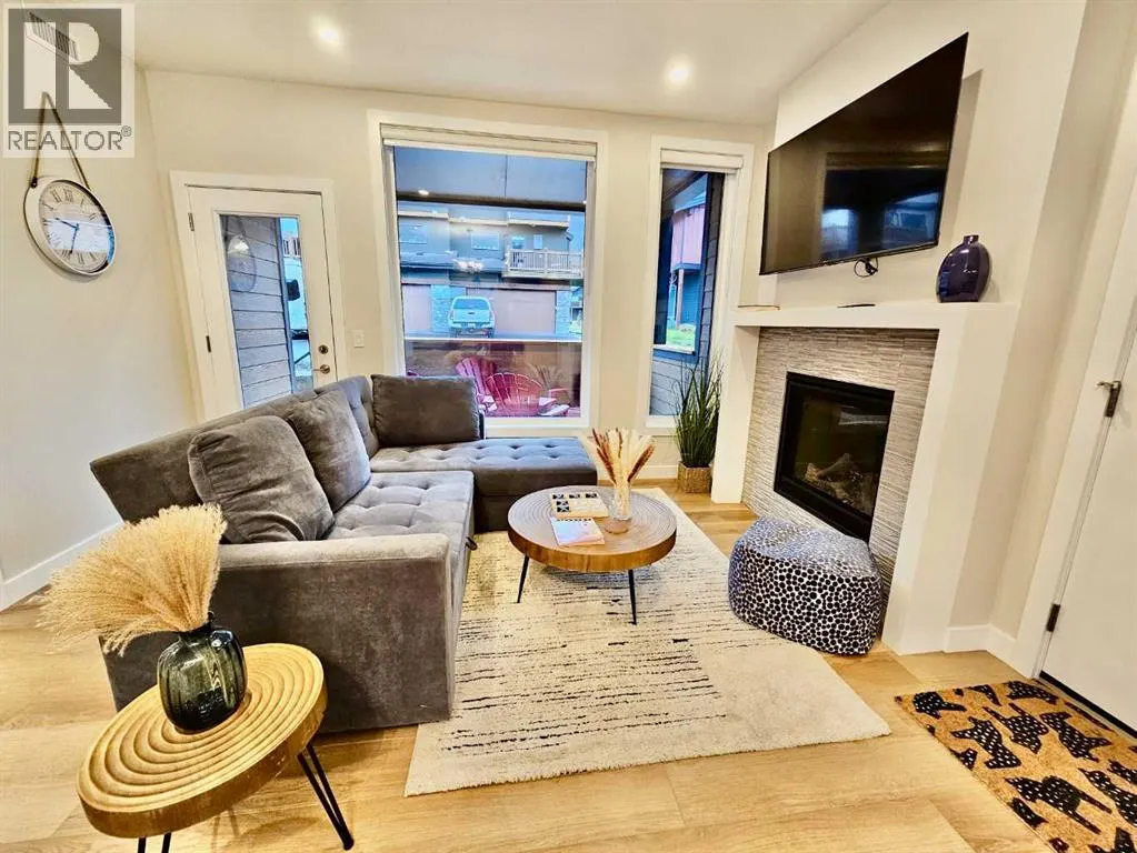 202I, 209 Stewart Creek Rise