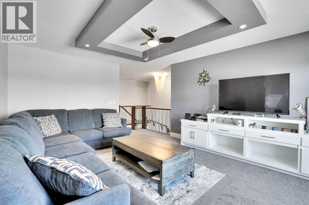 172 Kinniburgh Way Chestermere