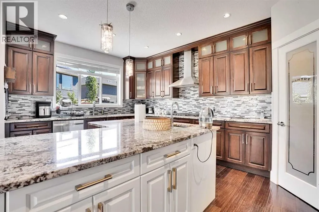 172 Kinniburgh Way Chestermere