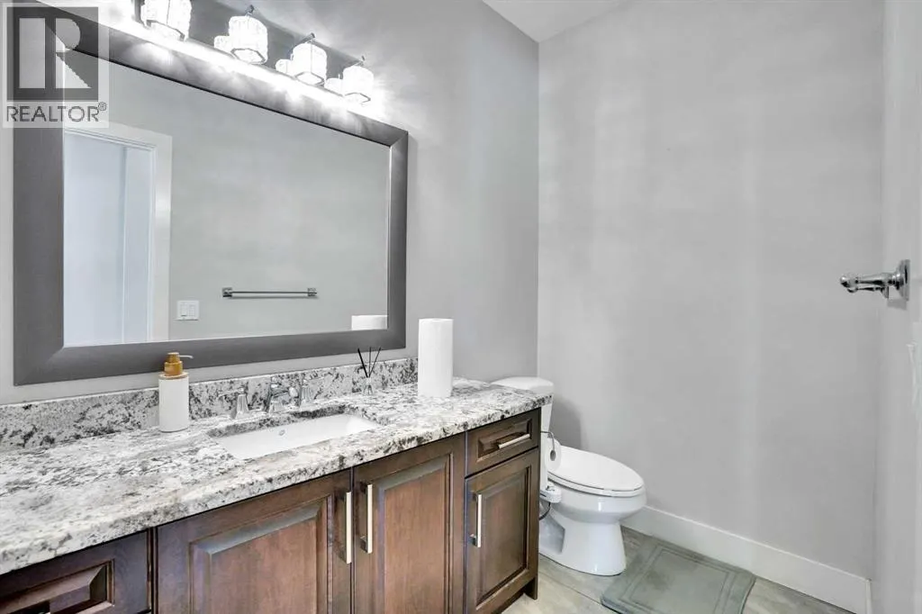 172 Kinniburgh Way Chestermere