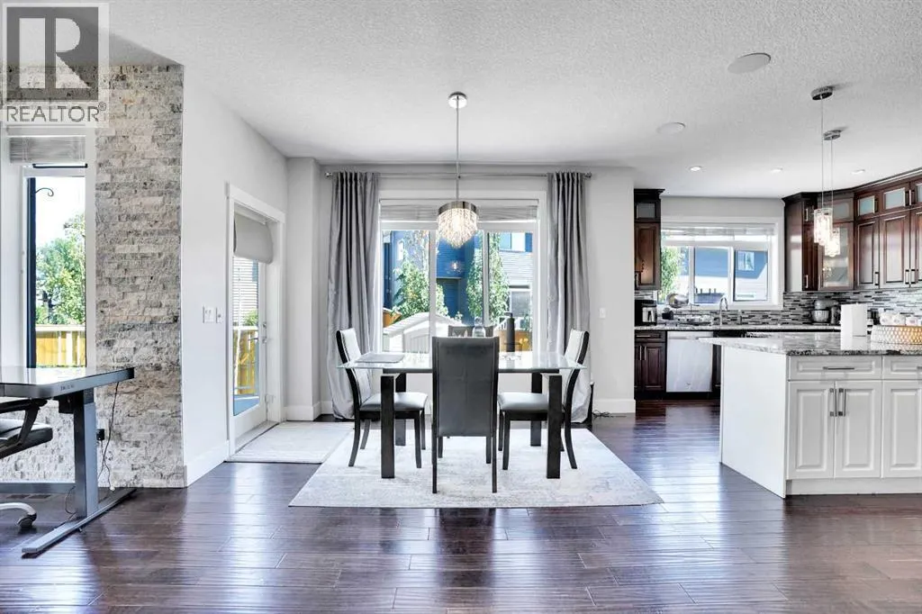 172 Kinniburgh Way Chestermere