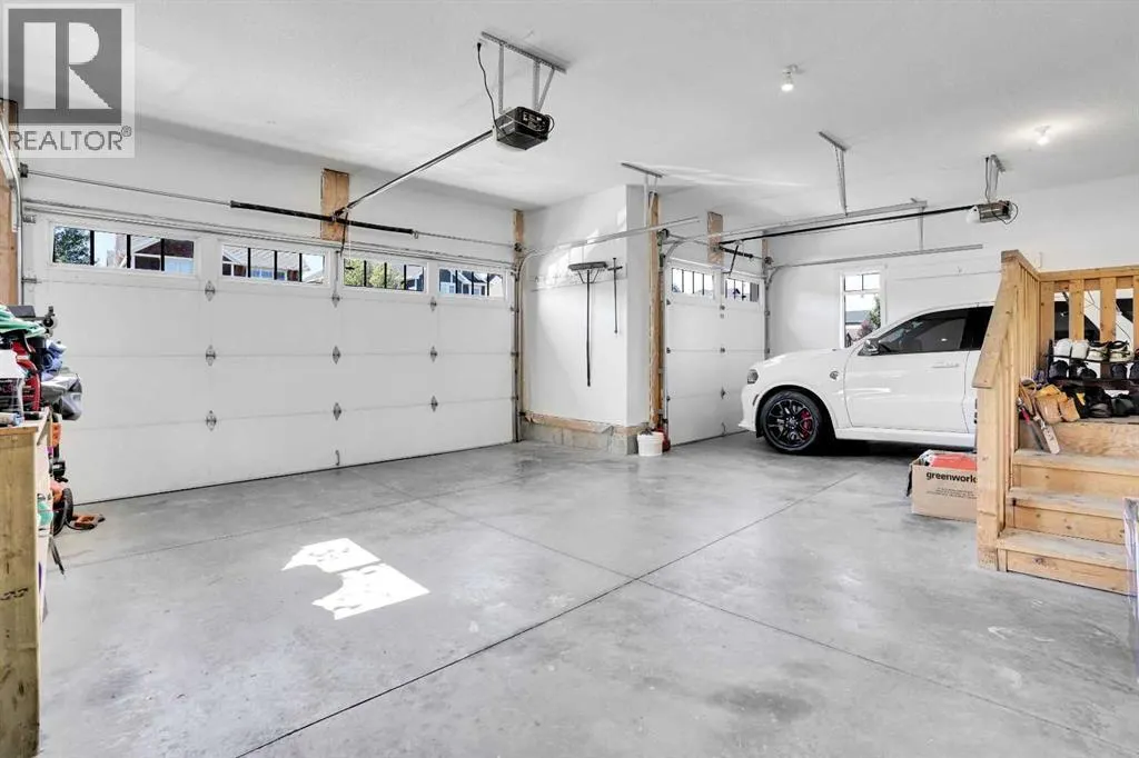 172 Kinniburgh Way Chestermere