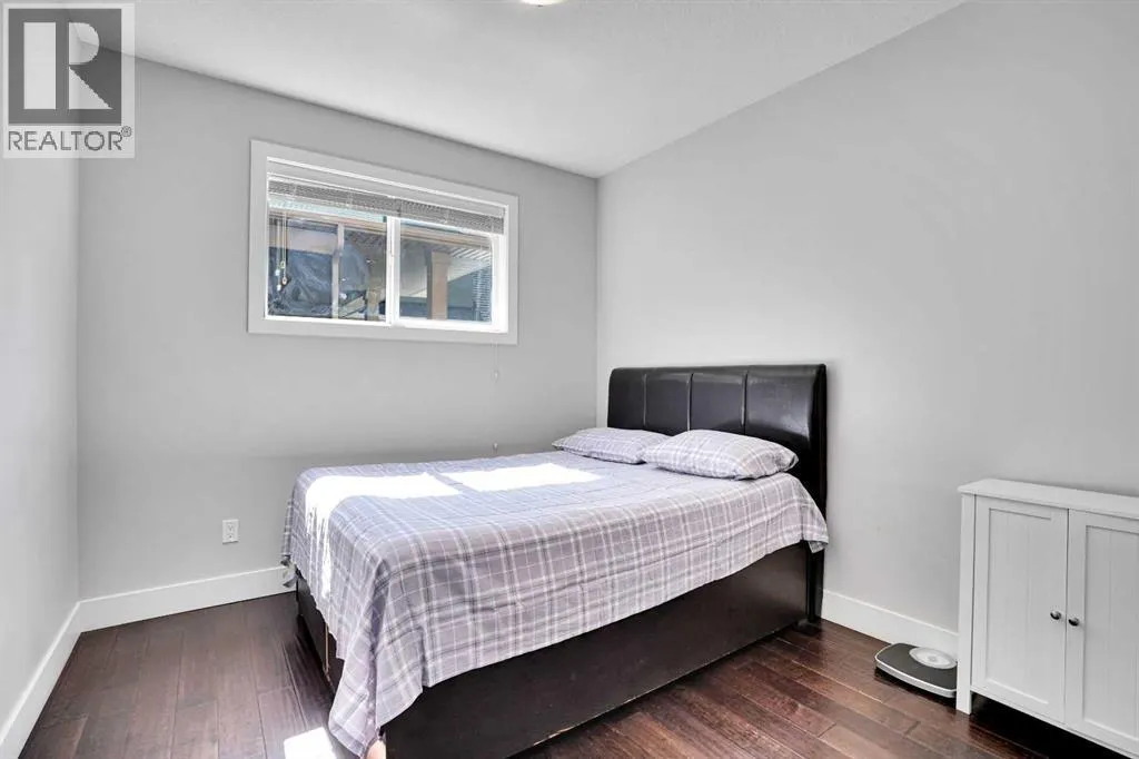 172 Kinniburgh Way Chestermere