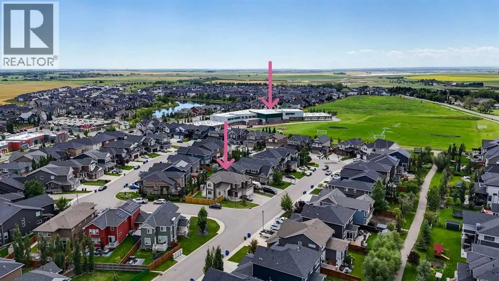 172 Kinniburgh Way Chestermere