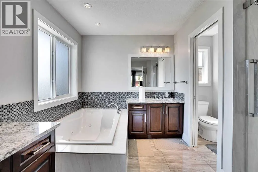 172 Kinniburgh Way Chestermere
