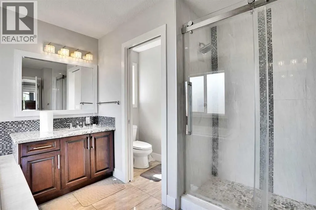 172 Kinniburgh Way Chestermere