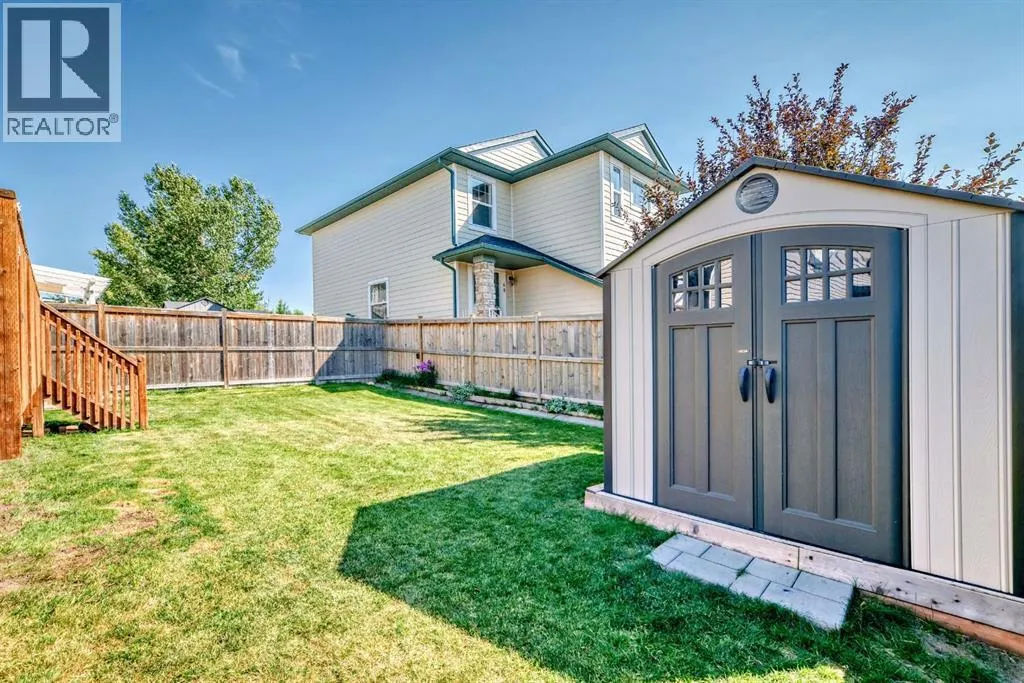 3 Saddlecrest Terrace NE