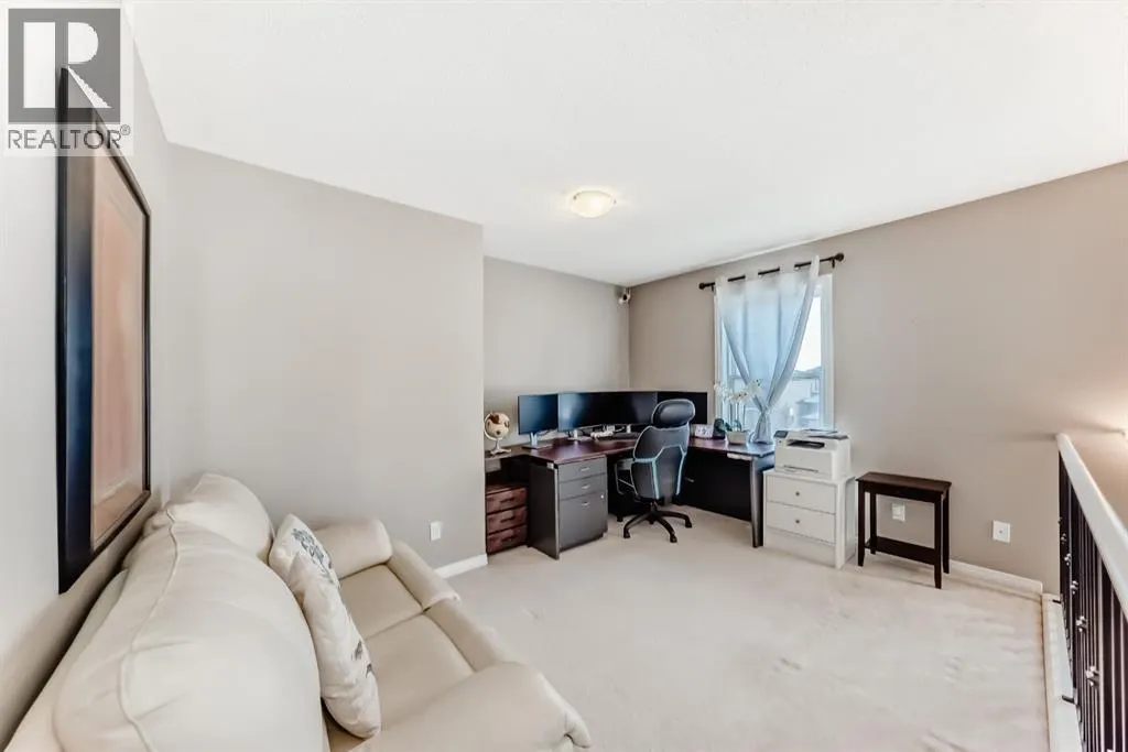 3 Saddlecrest Terrace NE