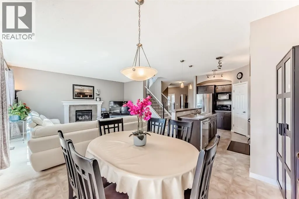 3 Saddlecrest Terrace NE
