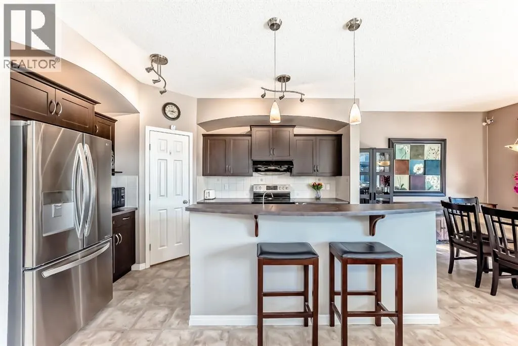 3 Saddlecrest Terrace NE