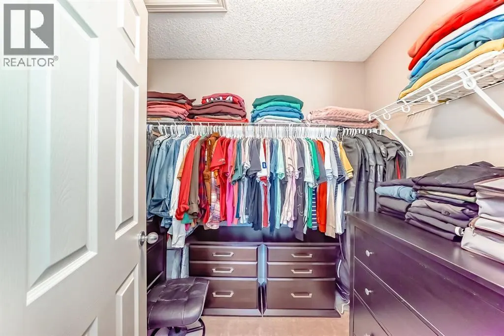 3 Saddlecrest Terrace NE