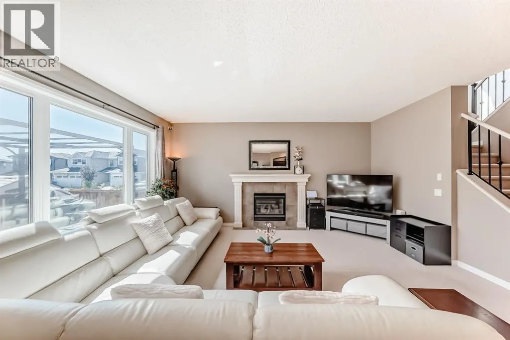 3 Saddlecrest Terrace NE