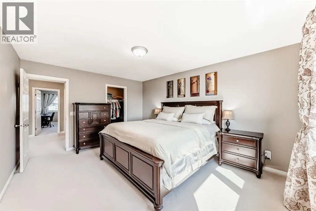 3 Saddlecrest Terrace NE
