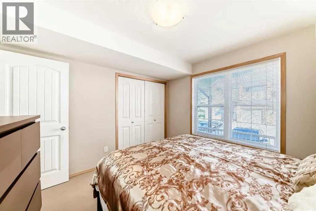 105, 90 Panatella Landing NW