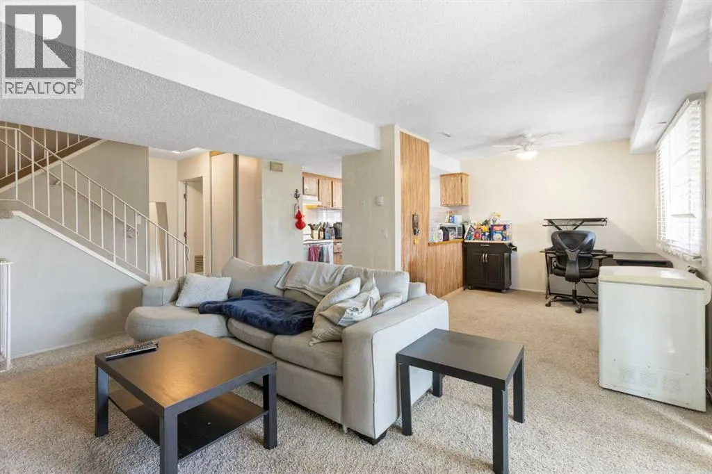 209, 2200 Woodview Drive SW