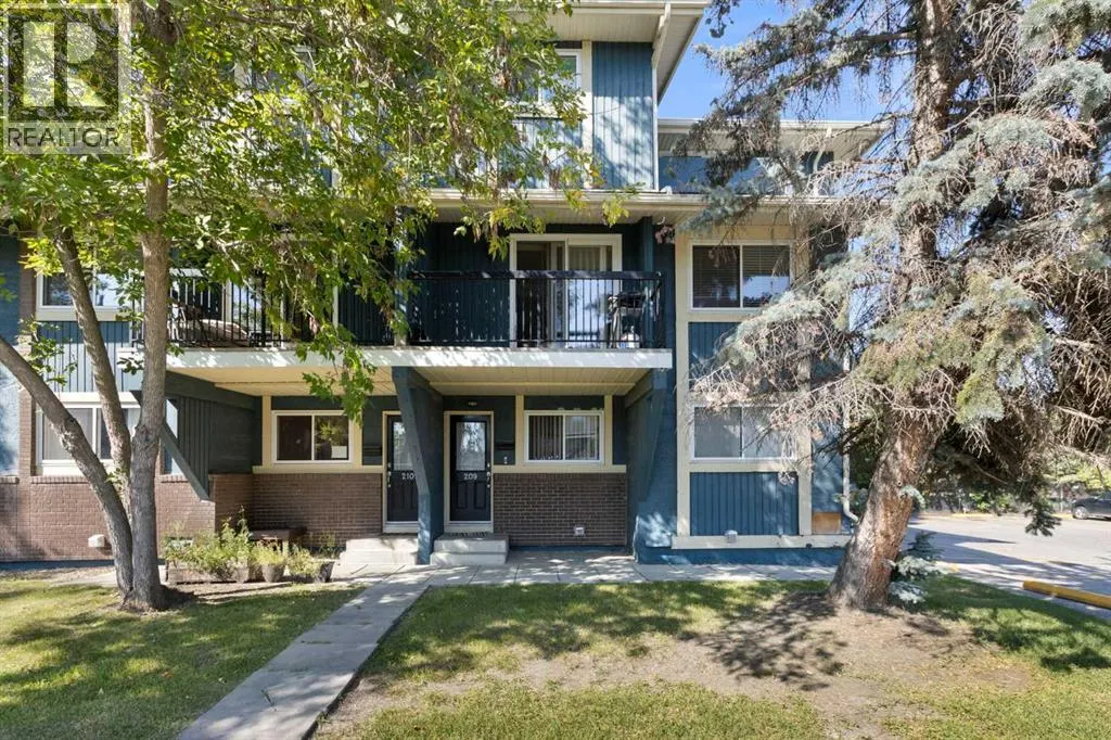 209, 2200 Woodview Drive SW