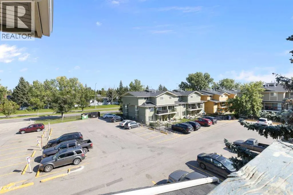 209, 2200 Woodview Drive SW