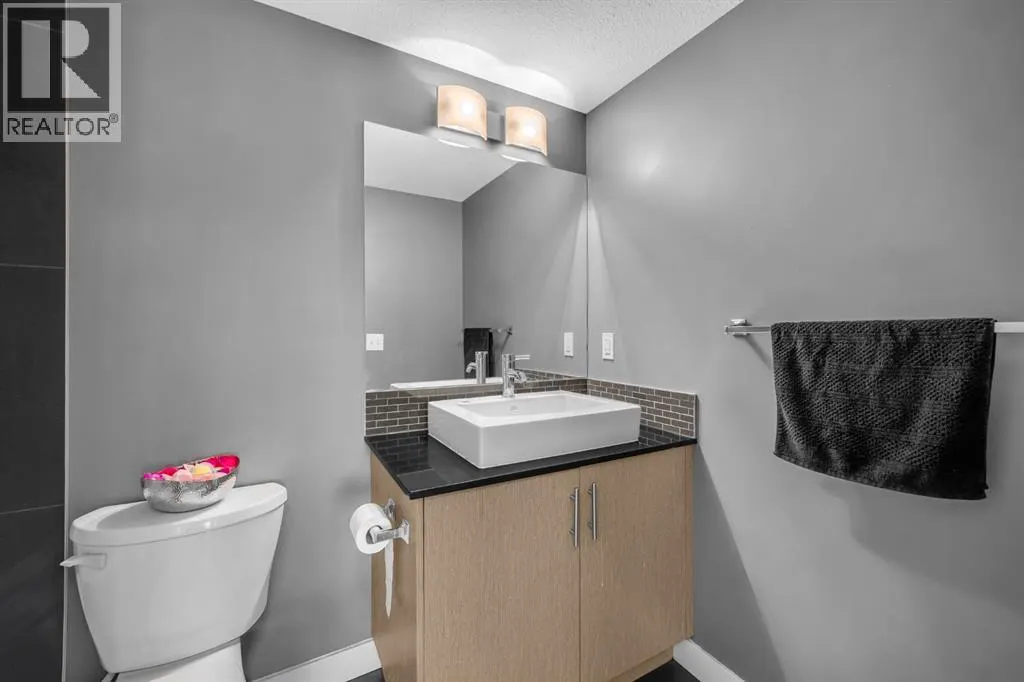 2305, 240 Skyview Ranch Road NE