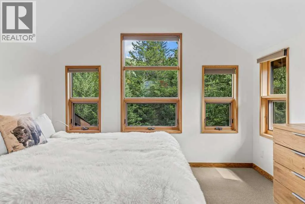 24 Blue Grouse Ridge