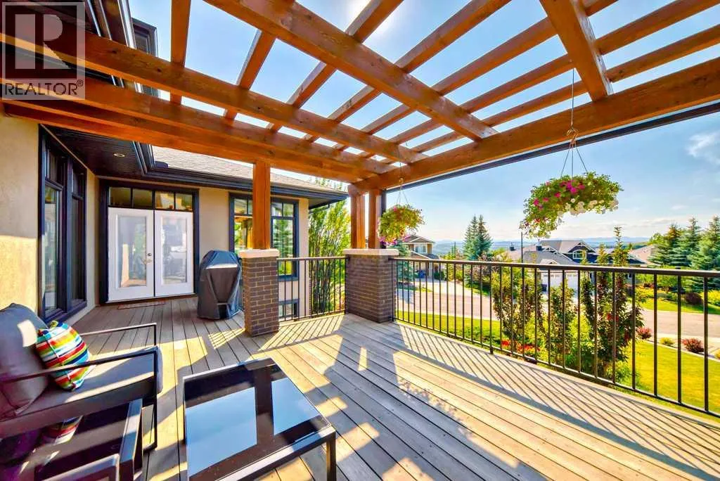 16 Spring Valley Way SW