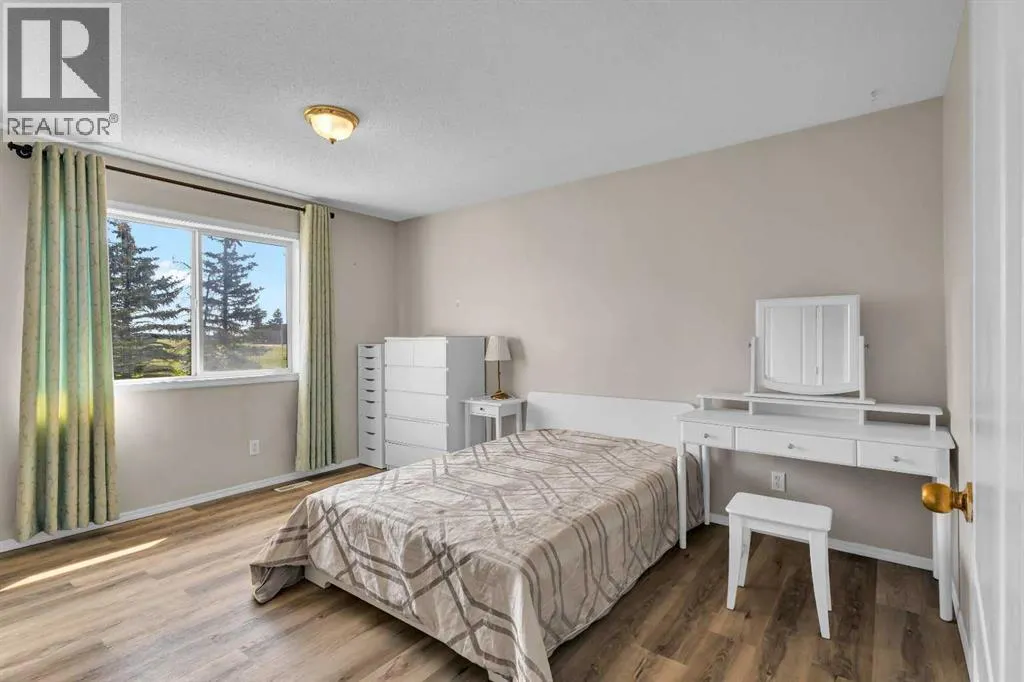 14 Arbour Stone Rise NW