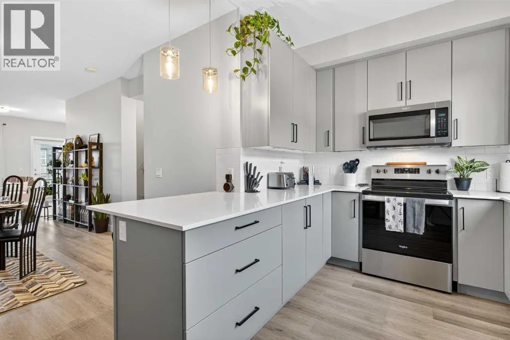 104, 16 Evanscrest Park NW