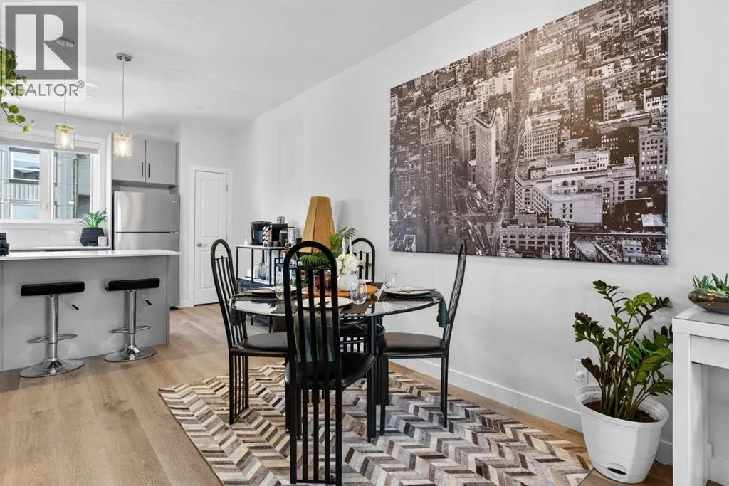 104, 16 Evanscrest Park NW