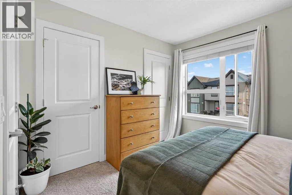 104, 16 Evanscrest Park NW