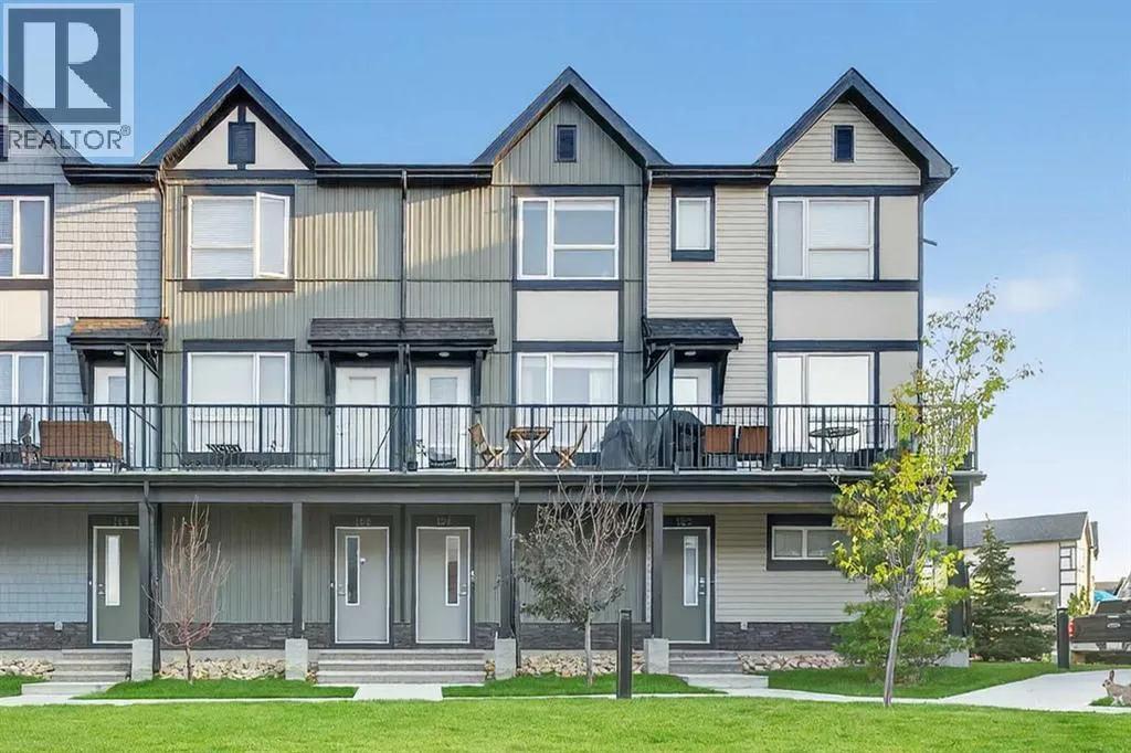 104, 16 Evanscrest Park NW