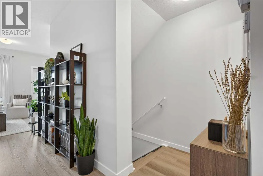 104, 16 Evanscrest Park NW