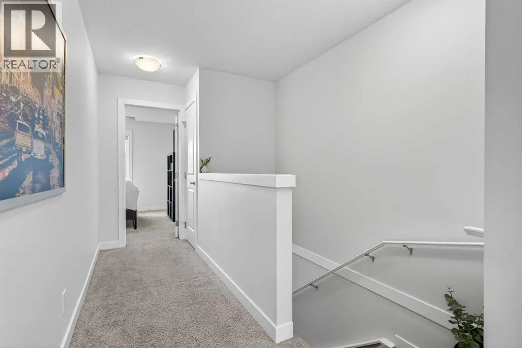 104, 16 Evanscrest Park NW