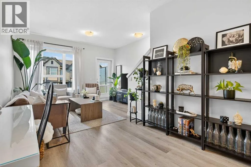 104, 16 Evanscrest Park NW