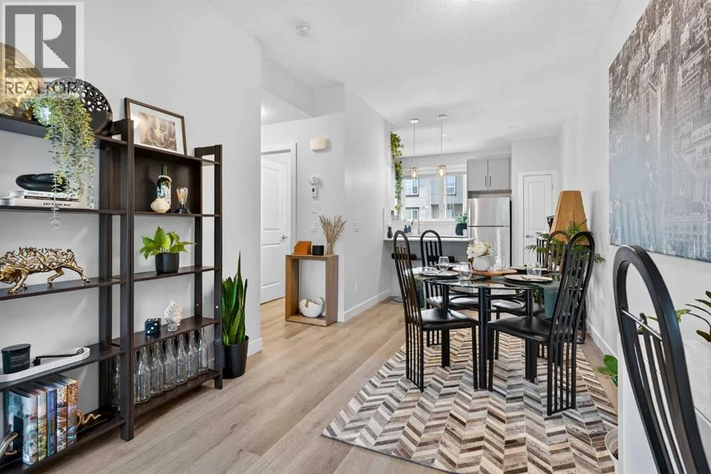 104, 16 Evanscrest Park NW