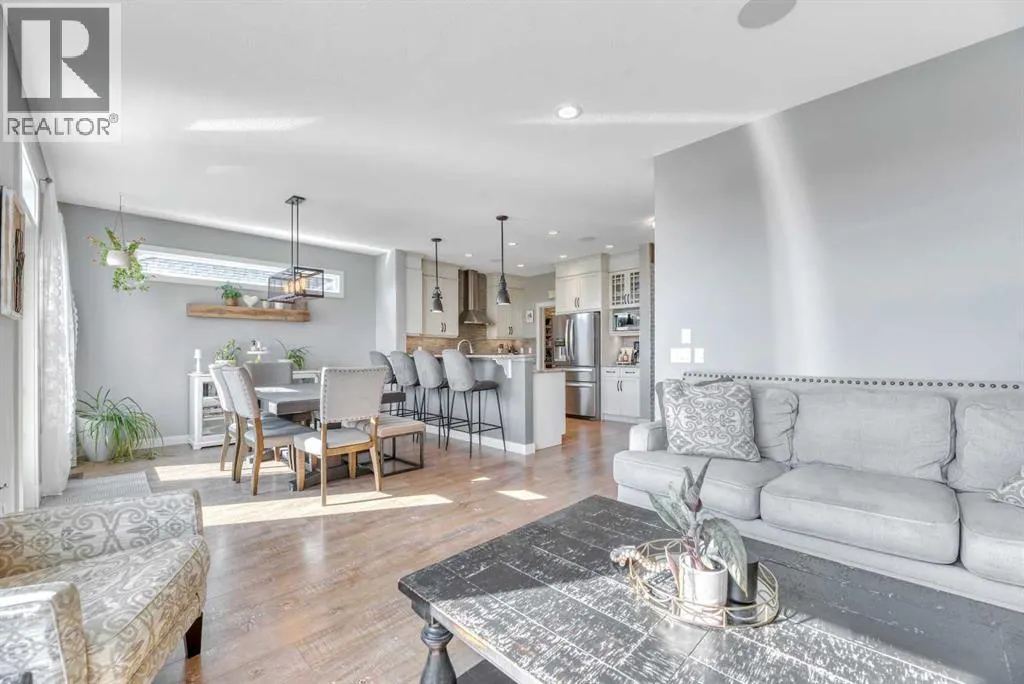 21 Ranchers Crescent