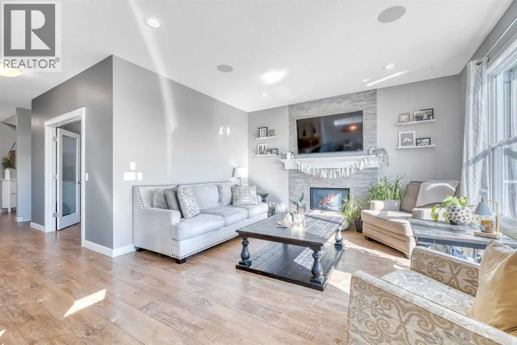 21 Ranchers Crescent