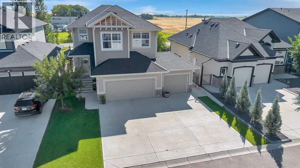 21 Ranchers Crescent