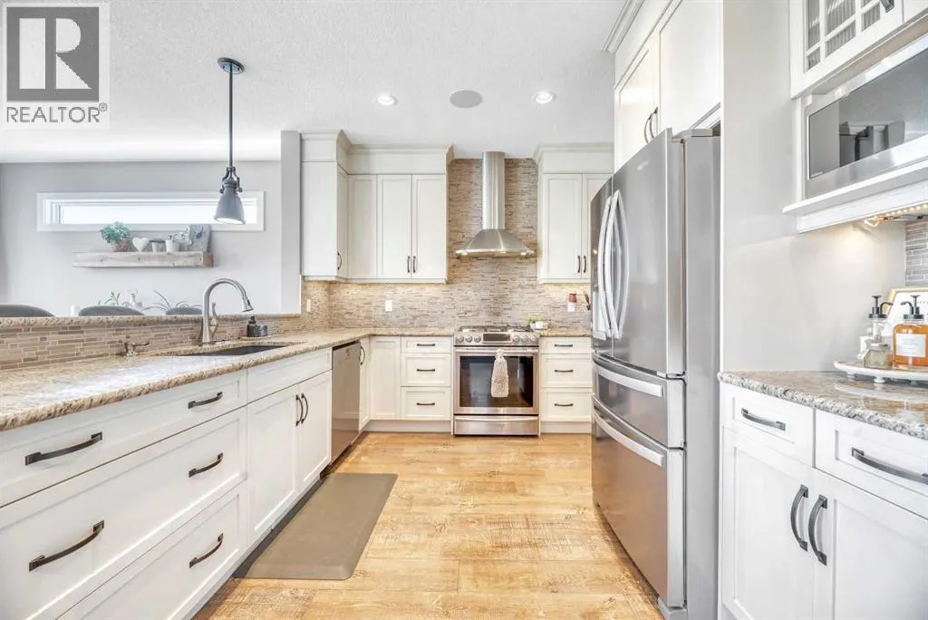 21 Ranchers Crescent