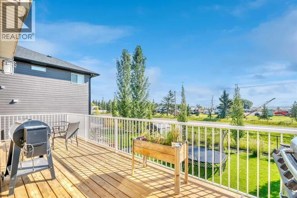 21 Ranchers Crescent