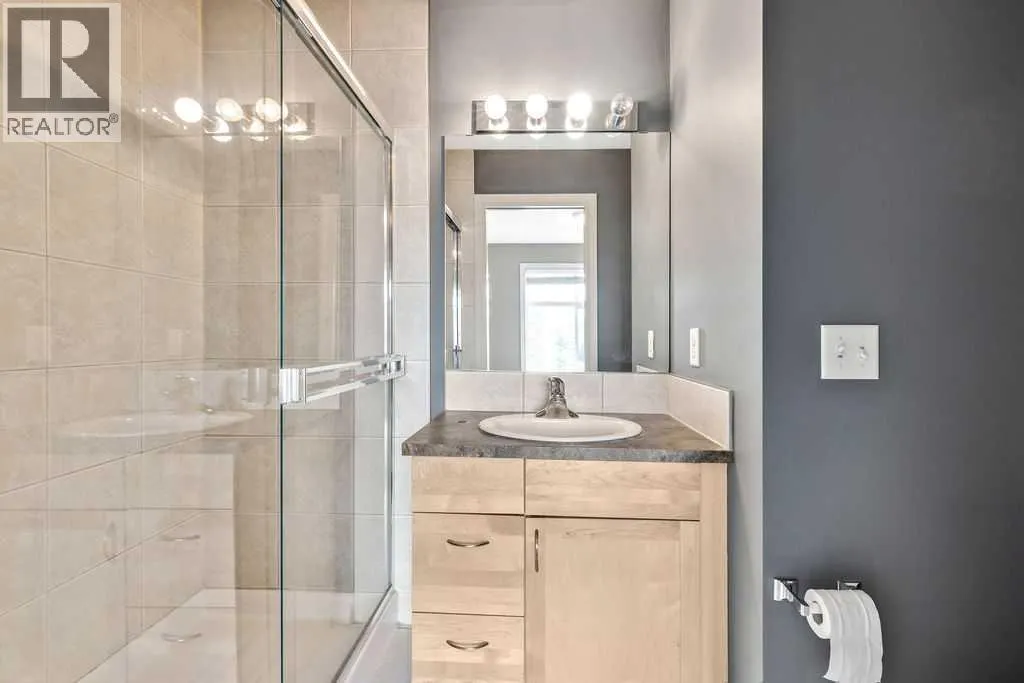 131 Strathcona Circle