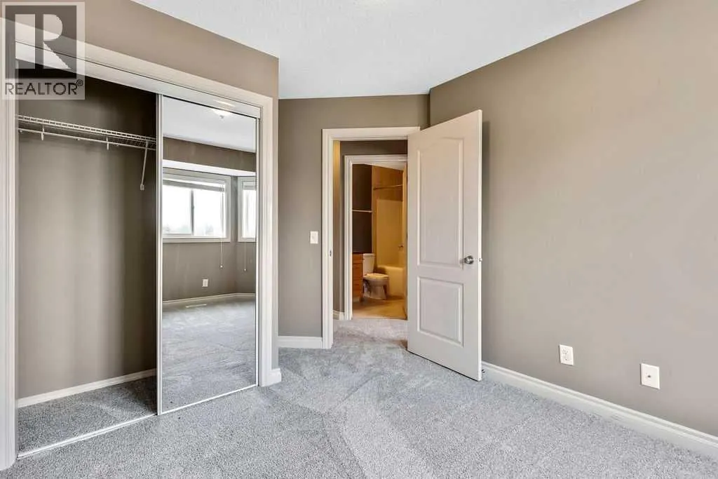 131 Strathcona Circle
