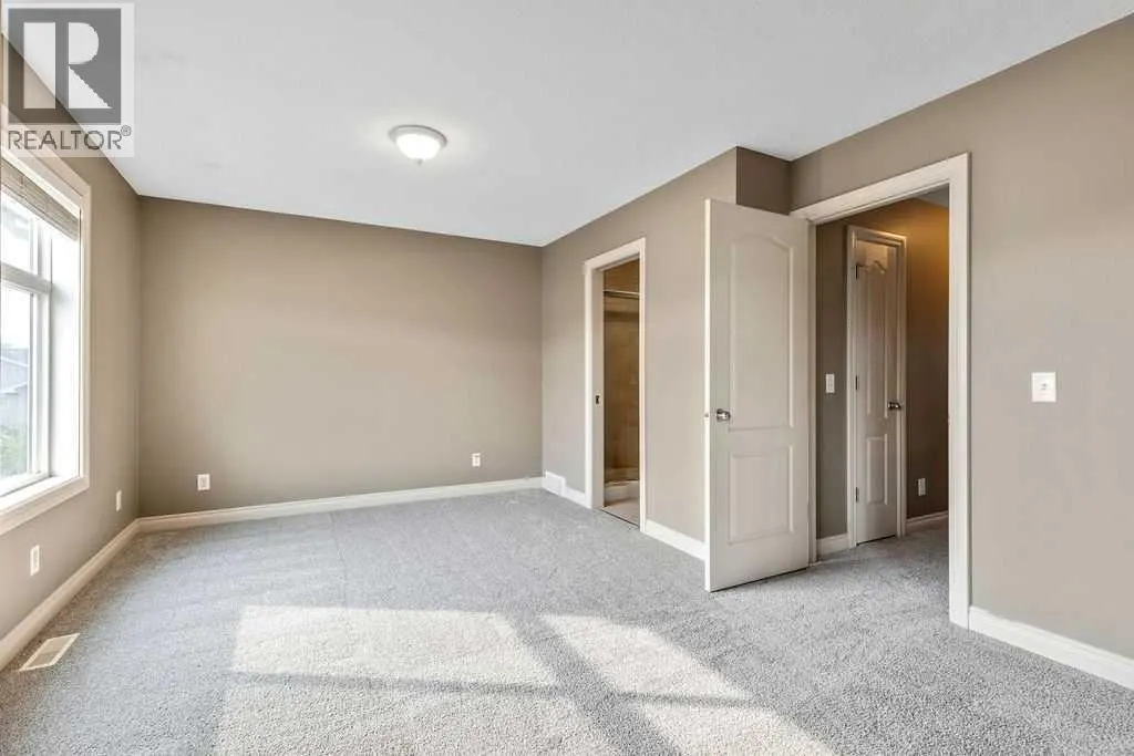 131 Strathcona Circle