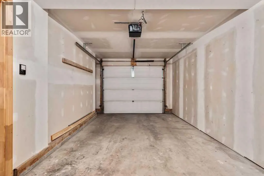 131 Strathcona Circle