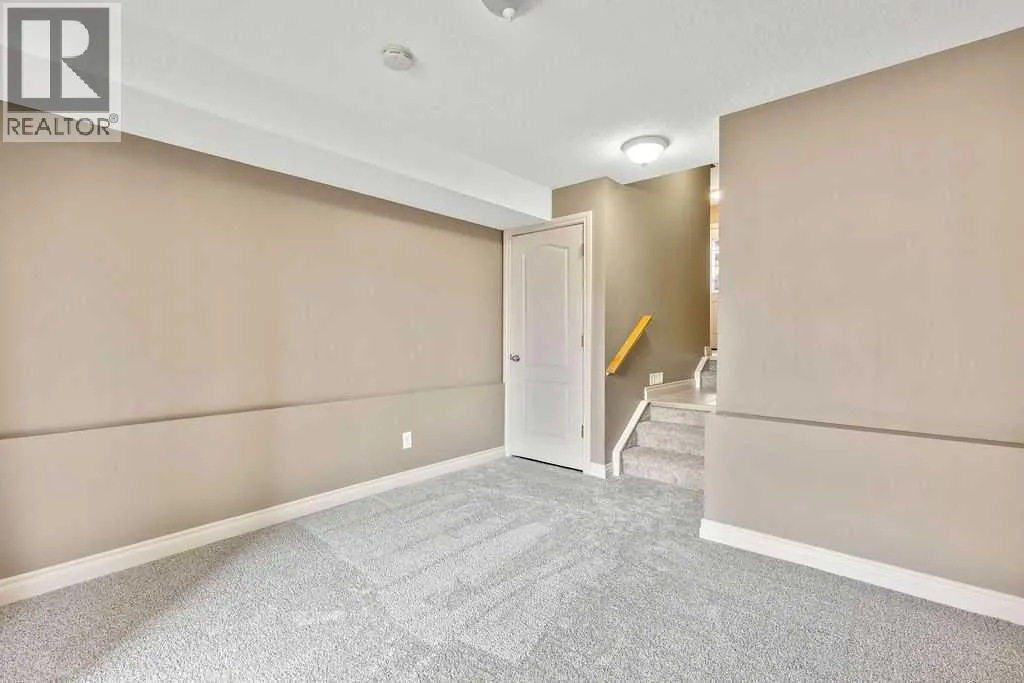 131 Strathcona Circle
