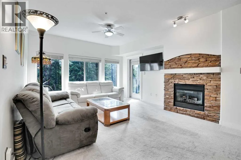 323, 20 Discovery Ridge Close SW